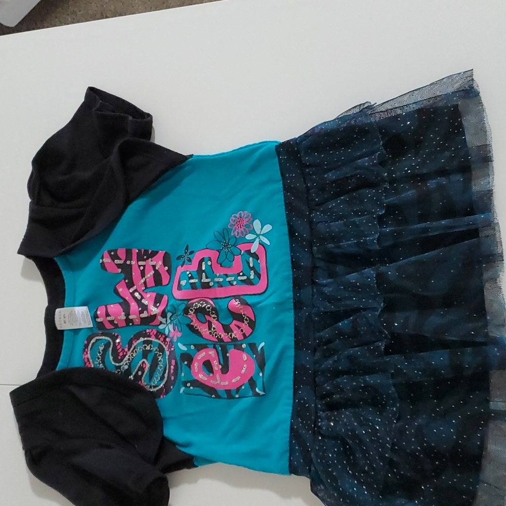 Cute shirt ❤5 for $10❤